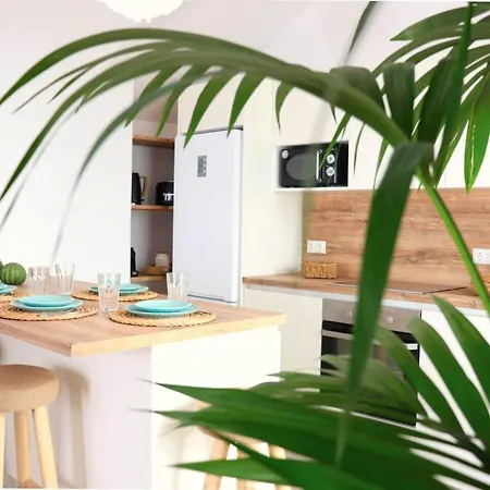 Apartament The Nine Graces-beach Ilya 80 Meters From The Agios Prokopios (Naxos)